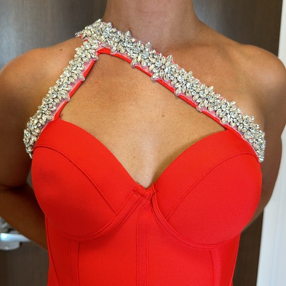 BRAND NEW BELLA BERNETT Coral Crystal Corset Top bedazzled with Tear Droplets - Picture 4 of 15